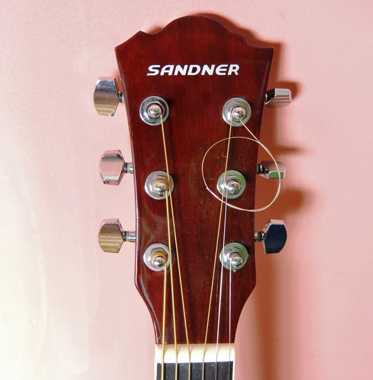 Sandner A-110 Acoustic Guitar with Case and Strings