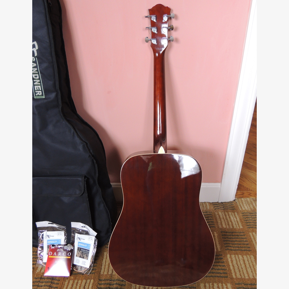 Sandner A-110 Acoustic Guitar with Case and Strings