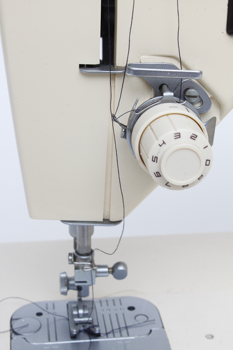 Singer 7105 Sewing Machine
