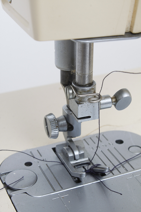 Singer 7105 Sewing Machine