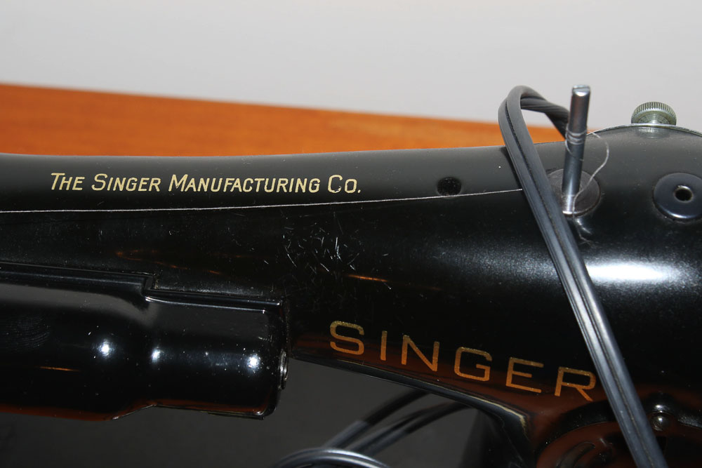 Vintage Singer Sewing Table