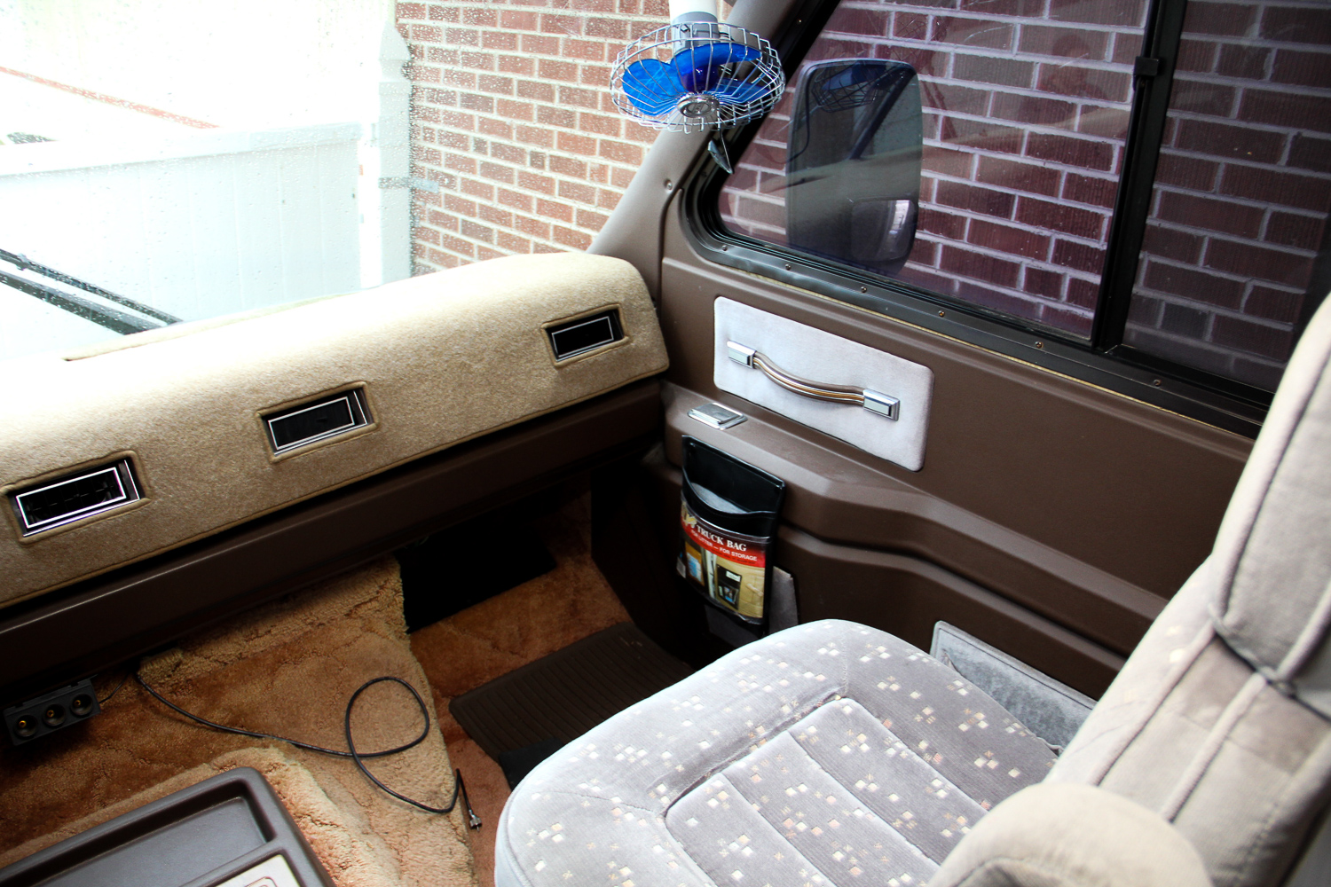 1987 Pace Arrow by Fleetwood Motorhomes