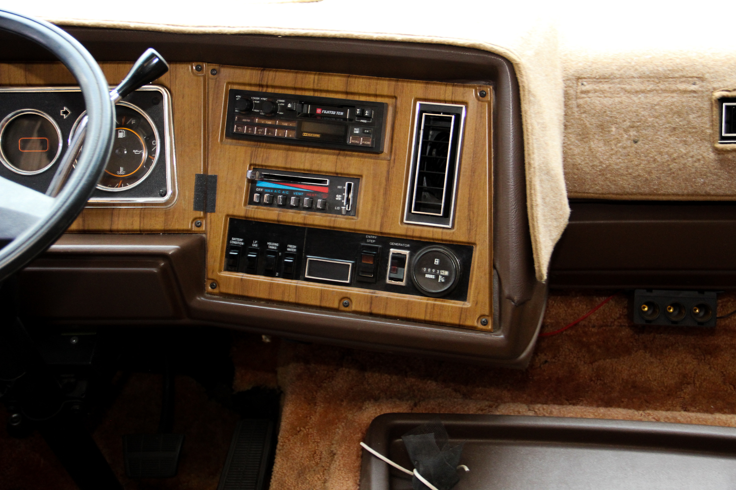 1987 Pace Arrow by Fleetwood Motorhomes