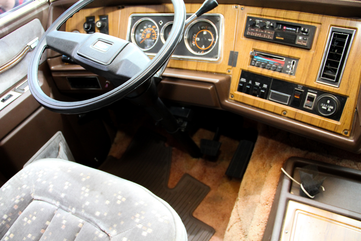 1987 Pace Arrow by Fleetwood Motorhomes