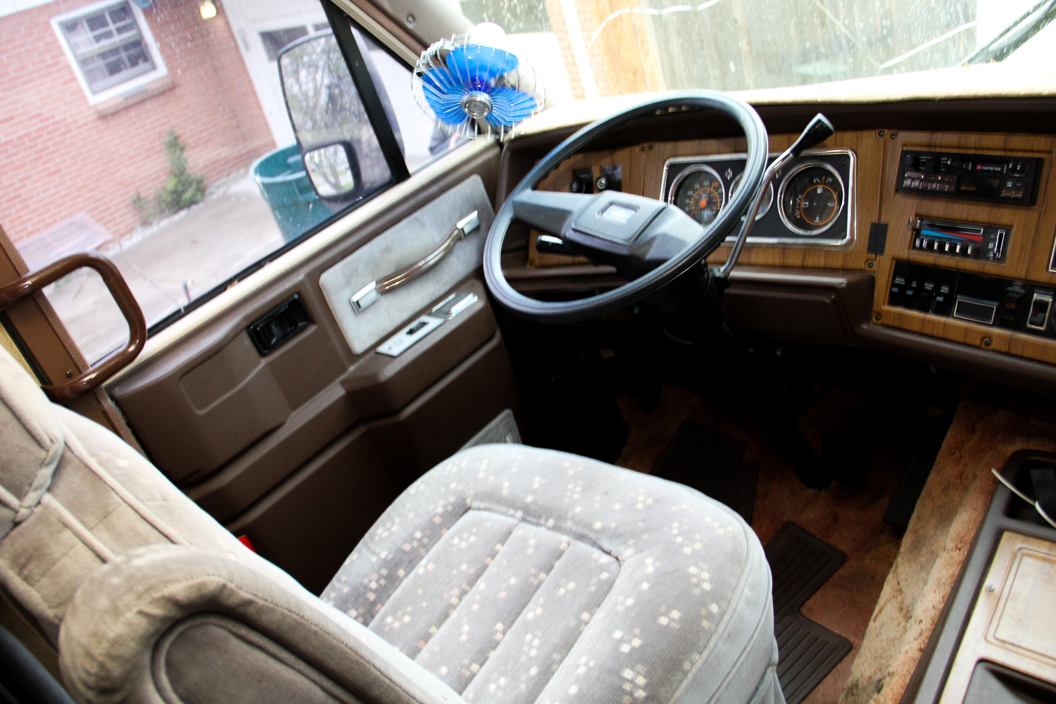 1987 Pace Arrow by Fleetwood Motorhomes