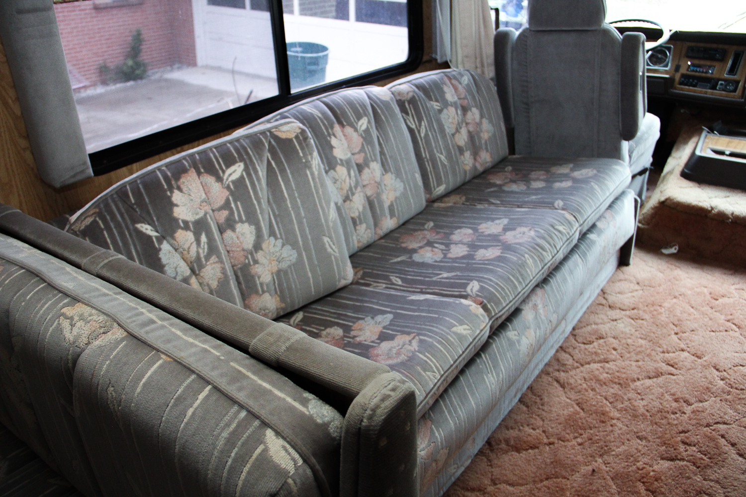 1987 Pace Arrow by Fleetwood Motorhomes