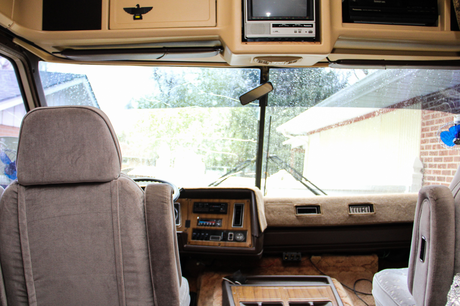 1987 Pace Arrow by Fleetwood Motorhomes