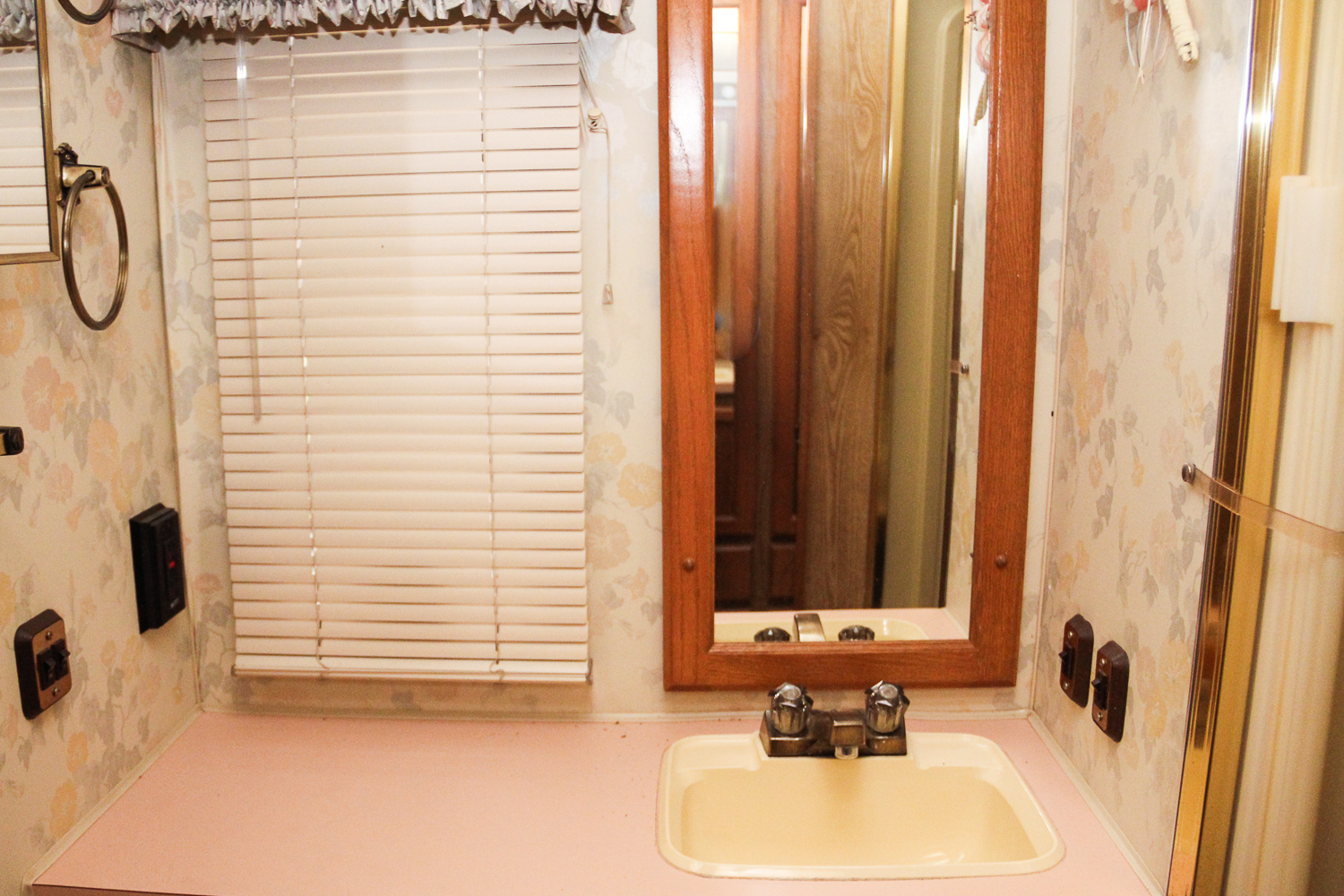 1987 Pace Arrow by Fleetwood Motorhomes