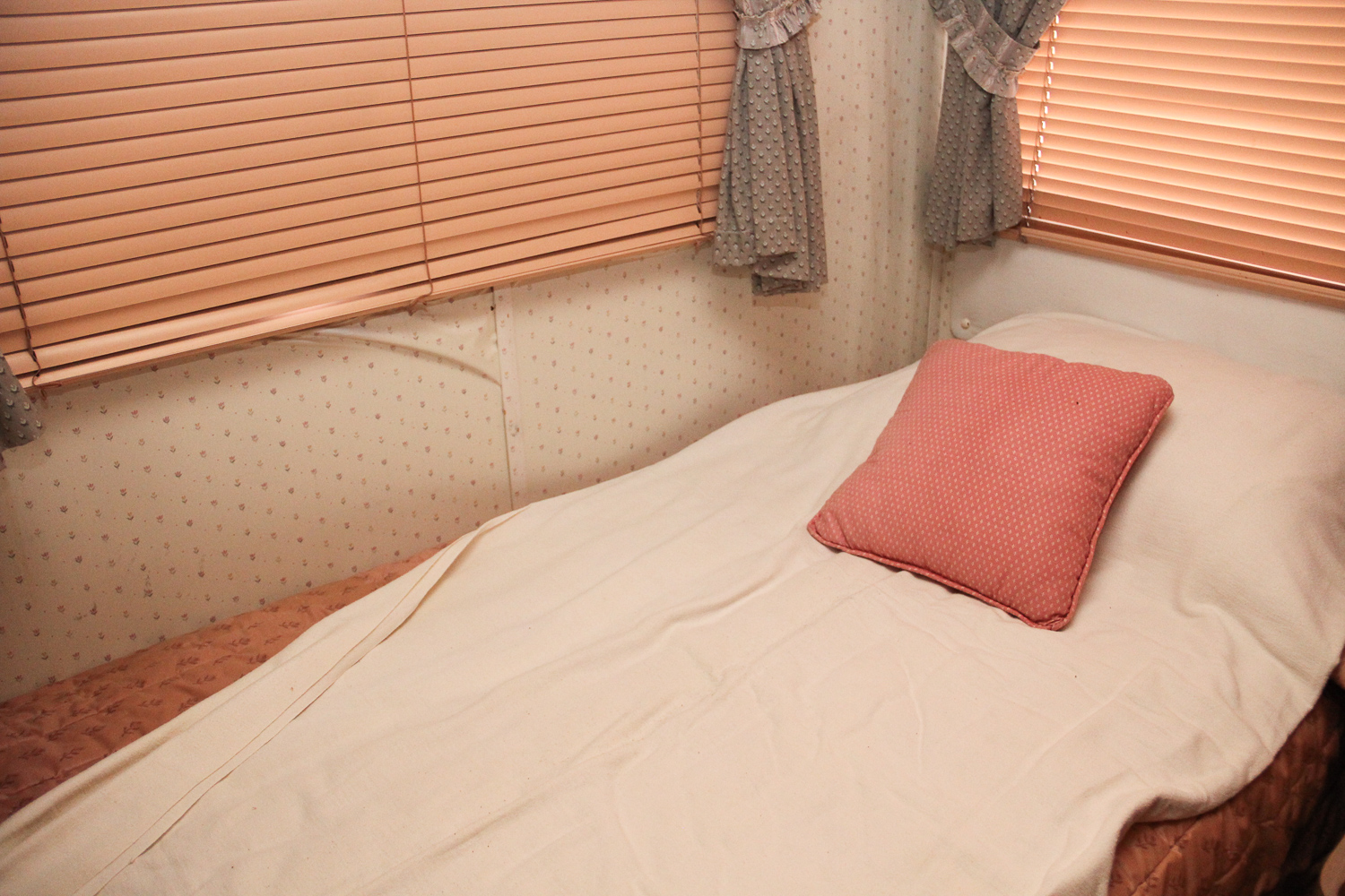 1987 Pace Arrow by Fleetwood Motorhomes