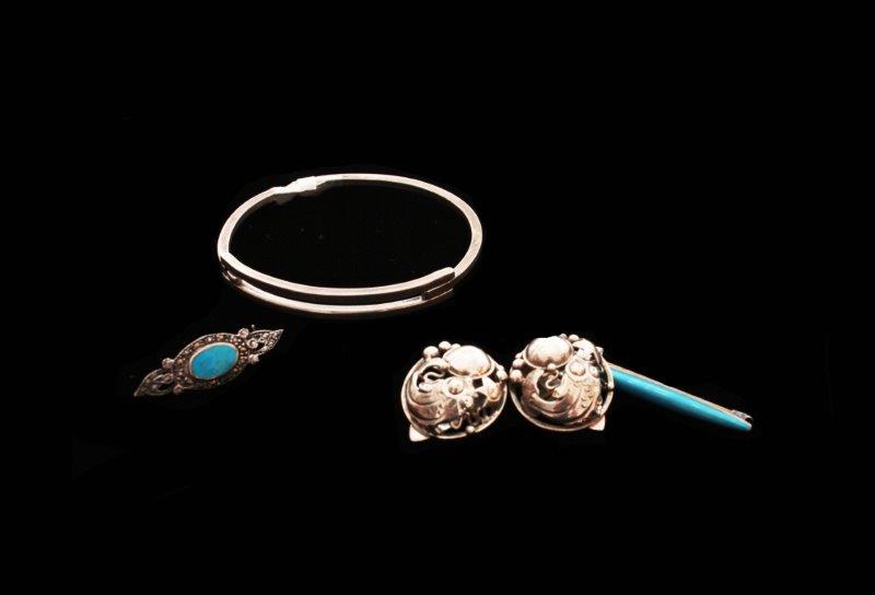 Assortment of Vintage Sterling Silver Jewelry