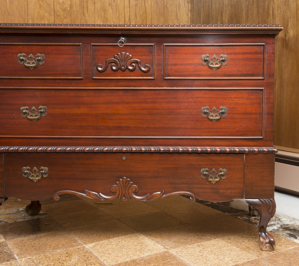 Lane "Colonial Low-Boy" Cedar Chest