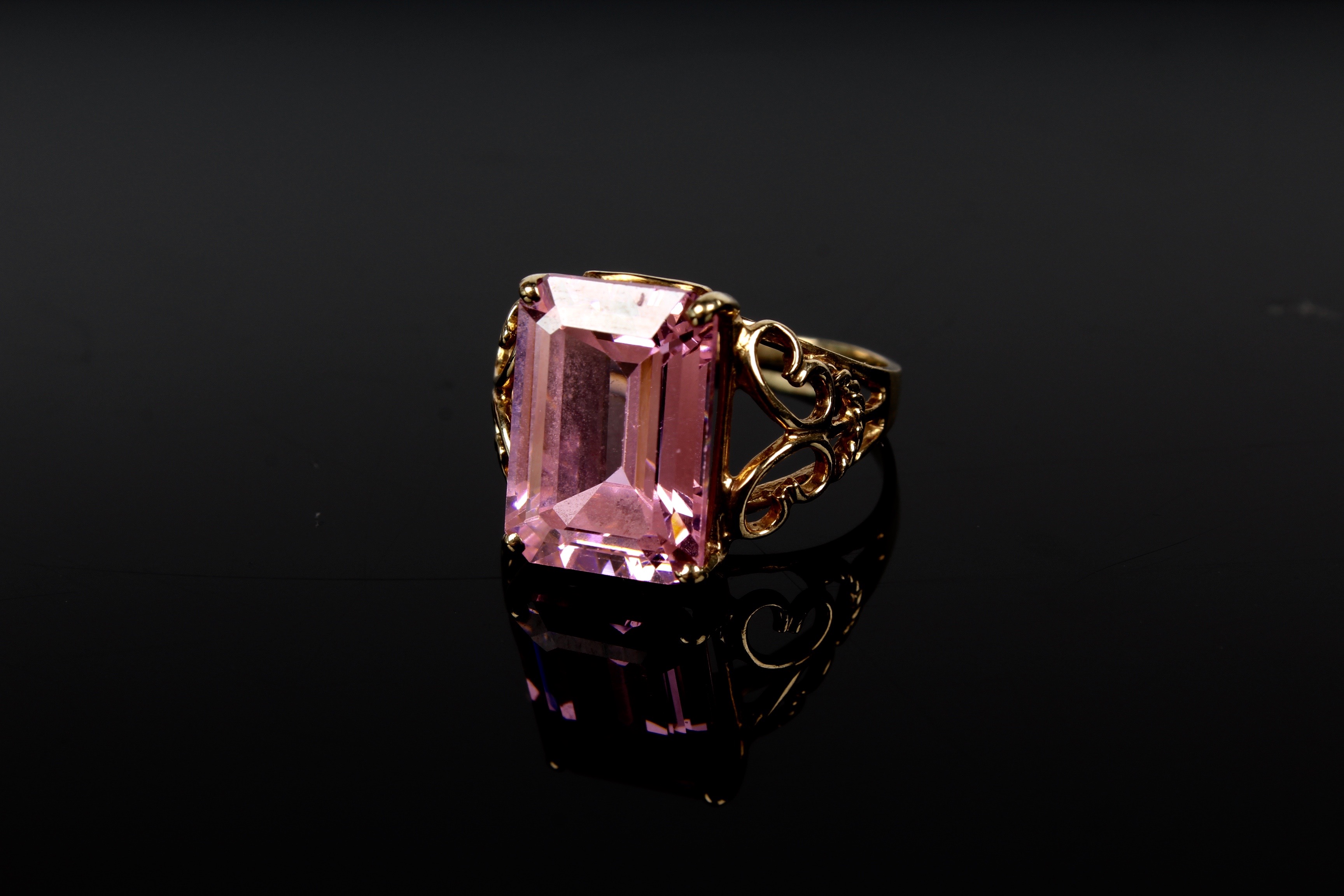 10K Yellow Gold and Pink Cubic Zirconia Ring