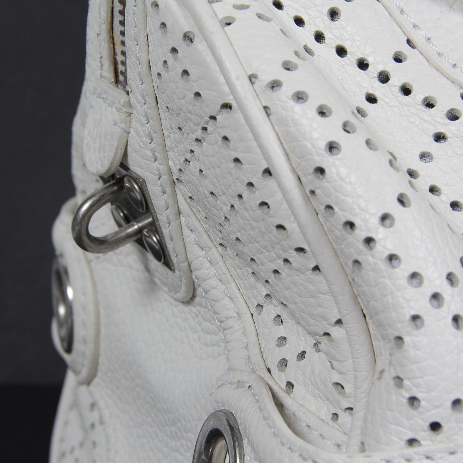 Lockheart White Leather Handbag