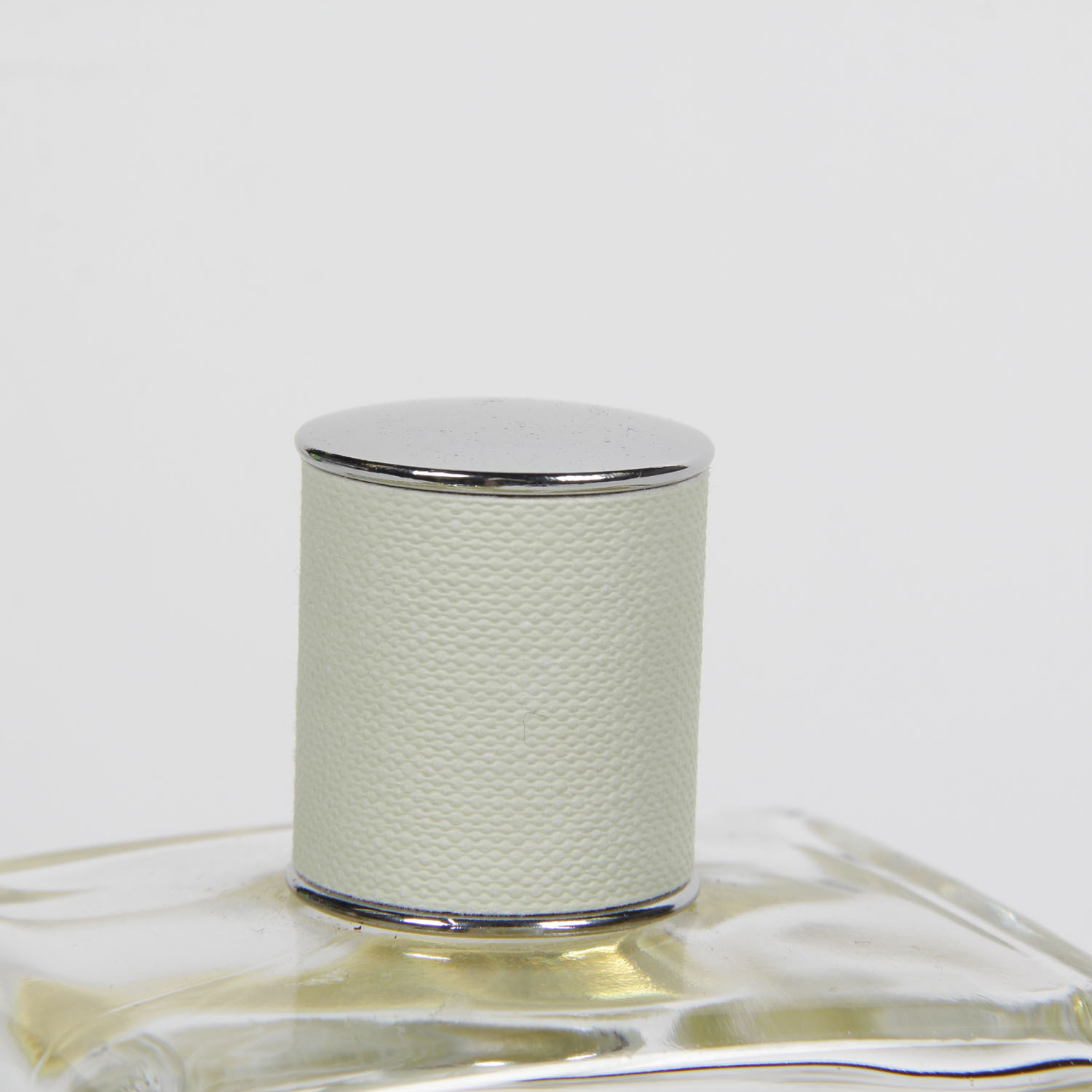 Large Bottle of Prada Infusion D'Iris Eau de Parfum