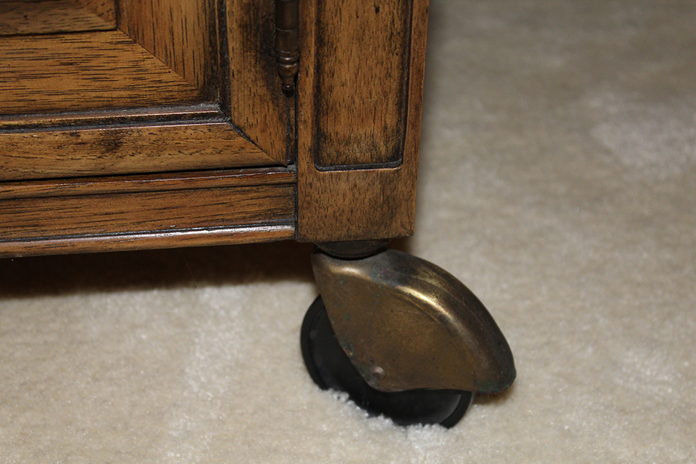 Thomasville Drop Leaf Server with Chestnut Finish