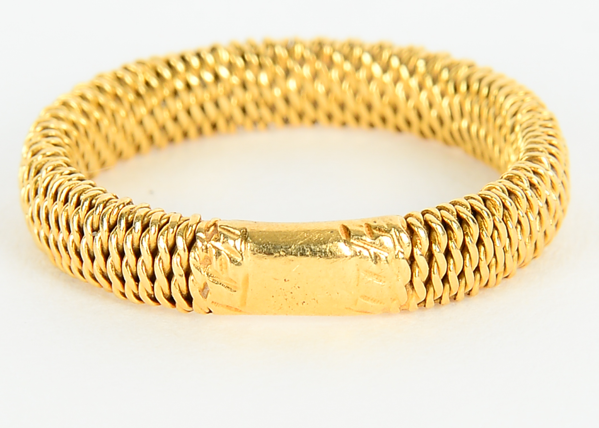 18k Yellow Gold Ring