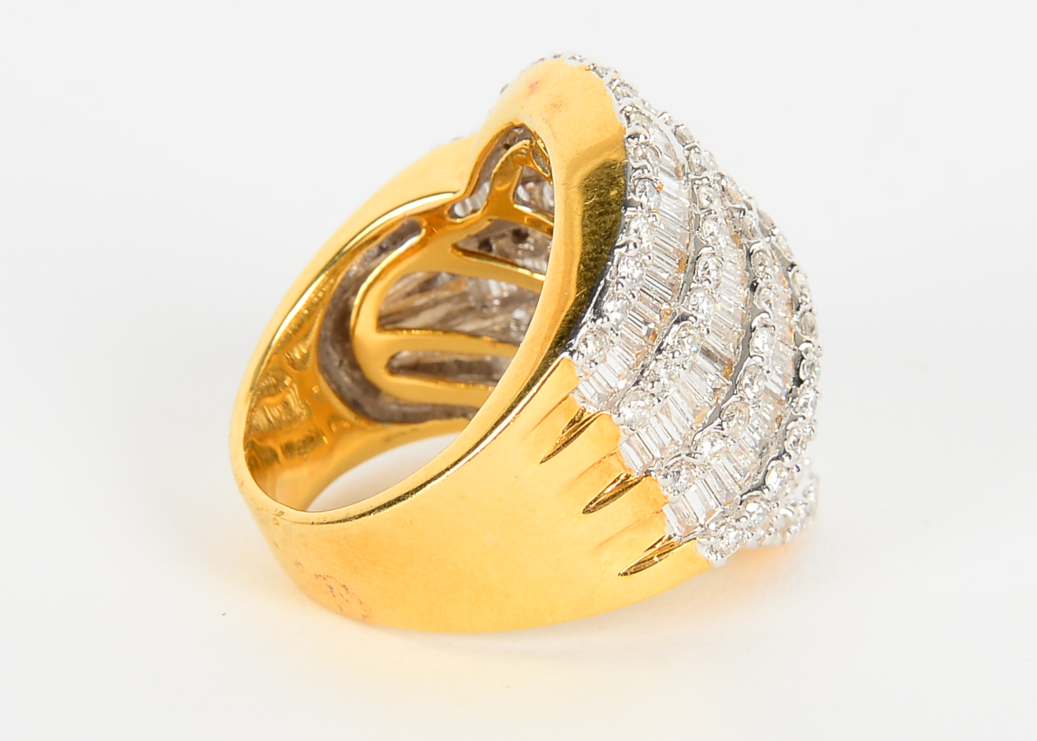 18k Yellow Gold and Diamond Ring