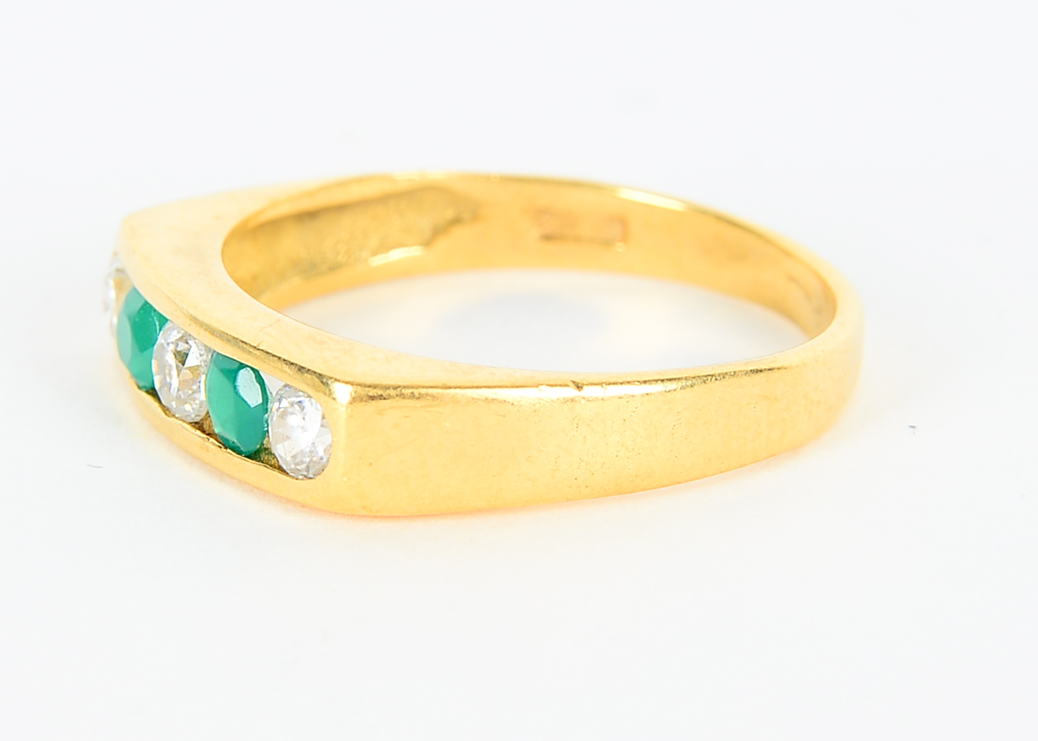 18k Yellow Gold Cubic Zirconia and Chrysoprase Stone Ring