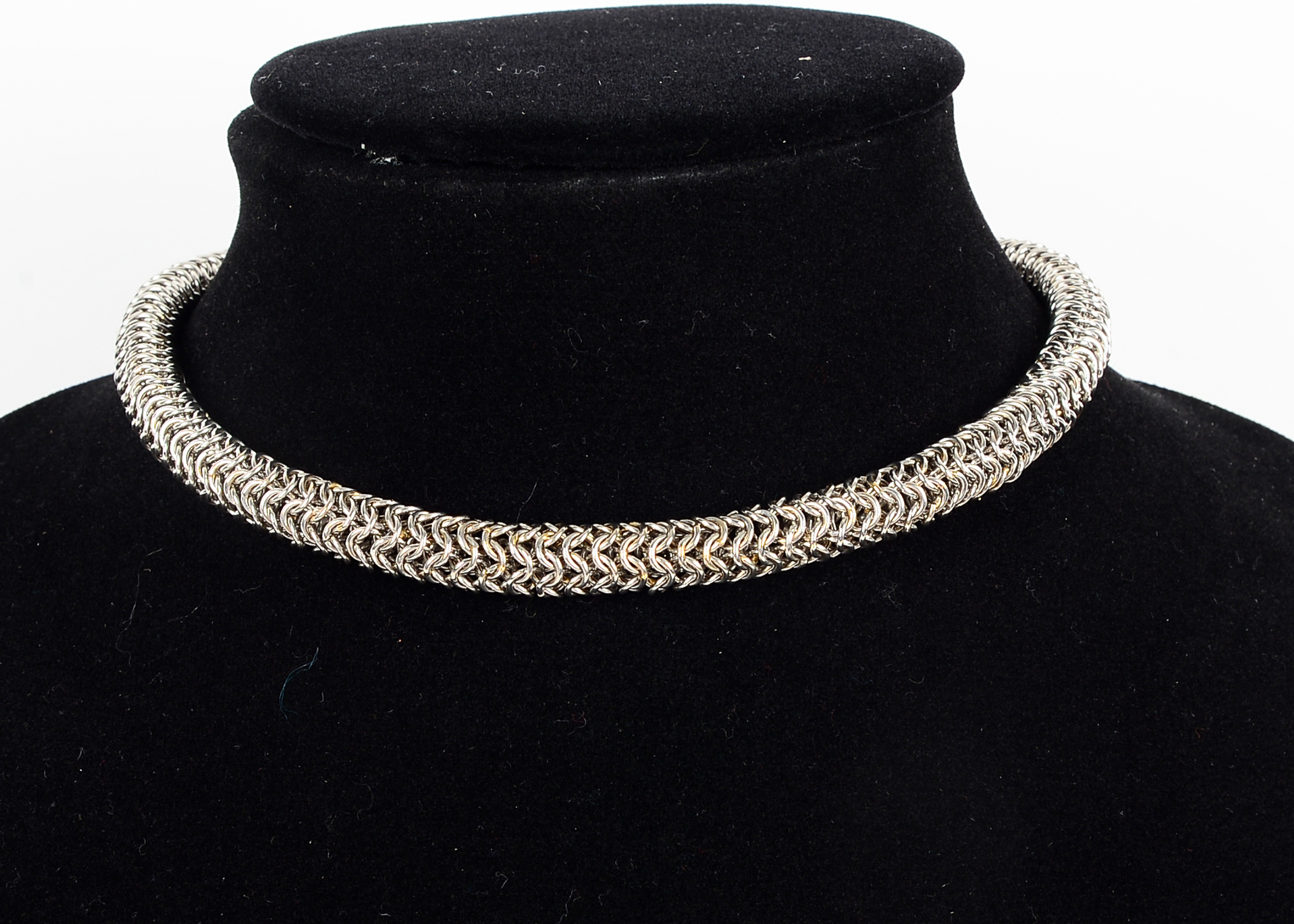 18k White Gold Stocking Mesh Chain Necklace