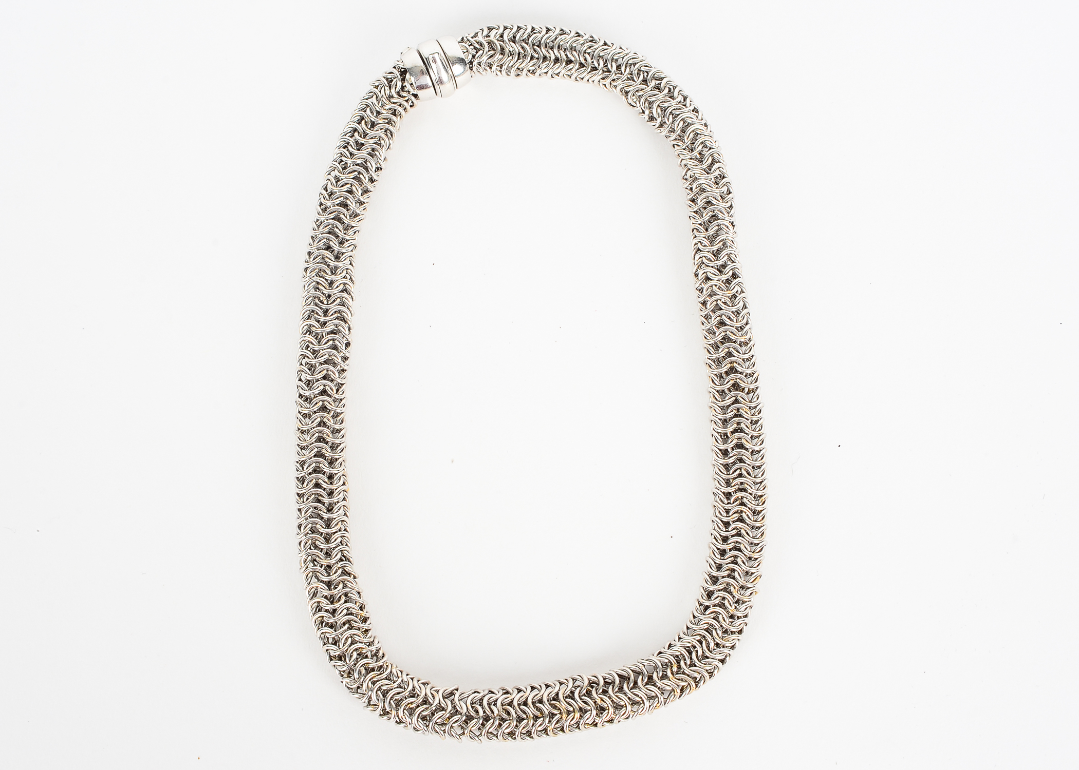 18k White Gold Stocking Mesh Chain Necklace