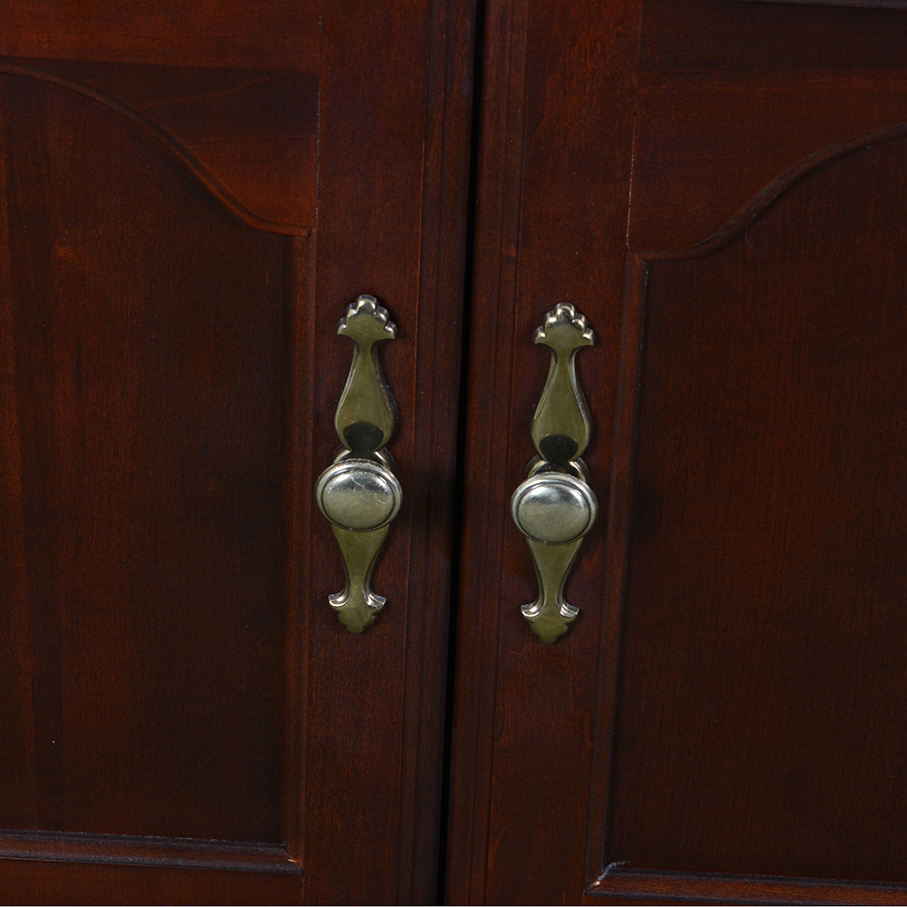 Traditional Style Entertainment Stand