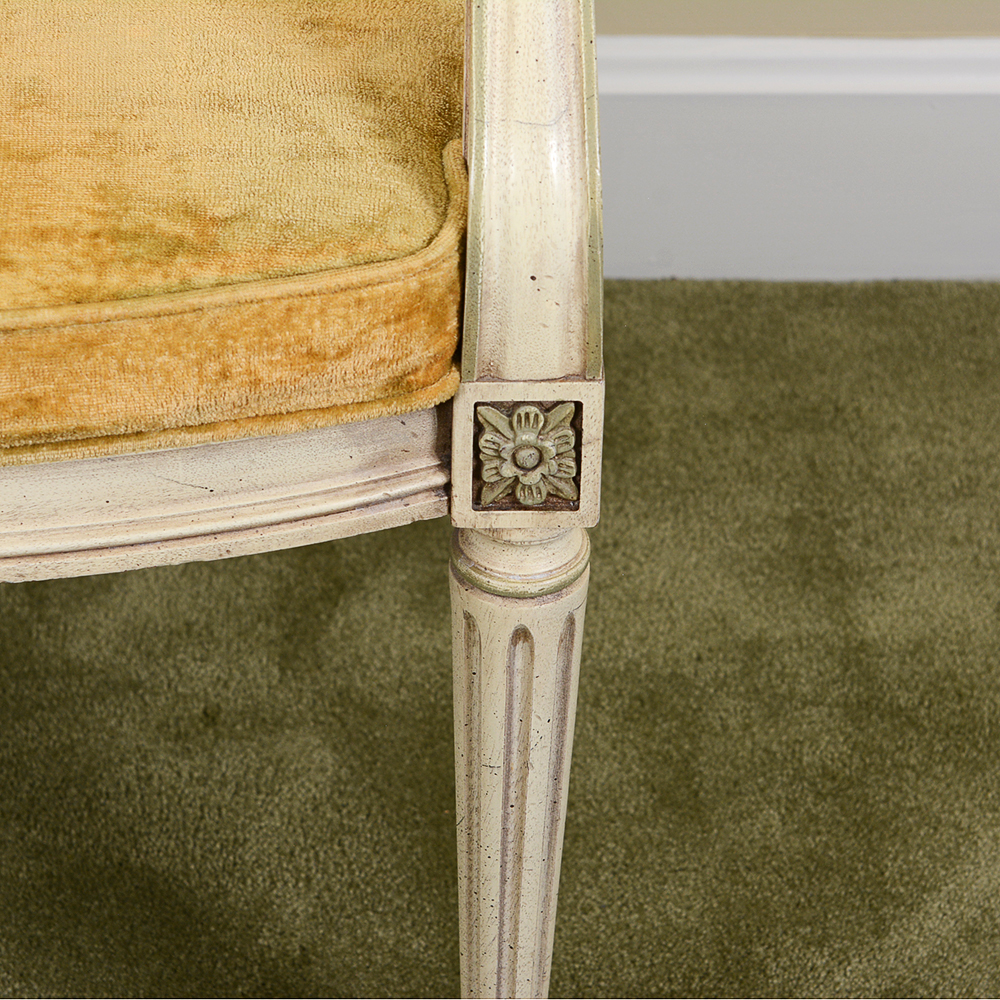 Baker Furniture French Provincial Dining Table With Louis XVI Style Chairs