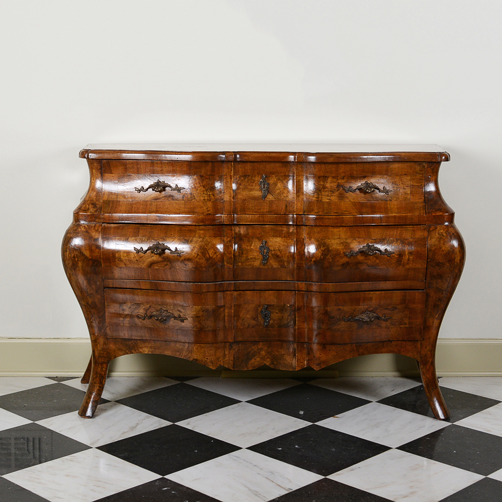 Burled Wood Veneer Bombe Italian Chest of Drawers