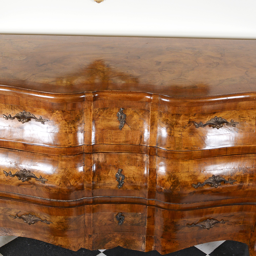 Burled Wood Veneer Bombe Italian Chest of Drawers