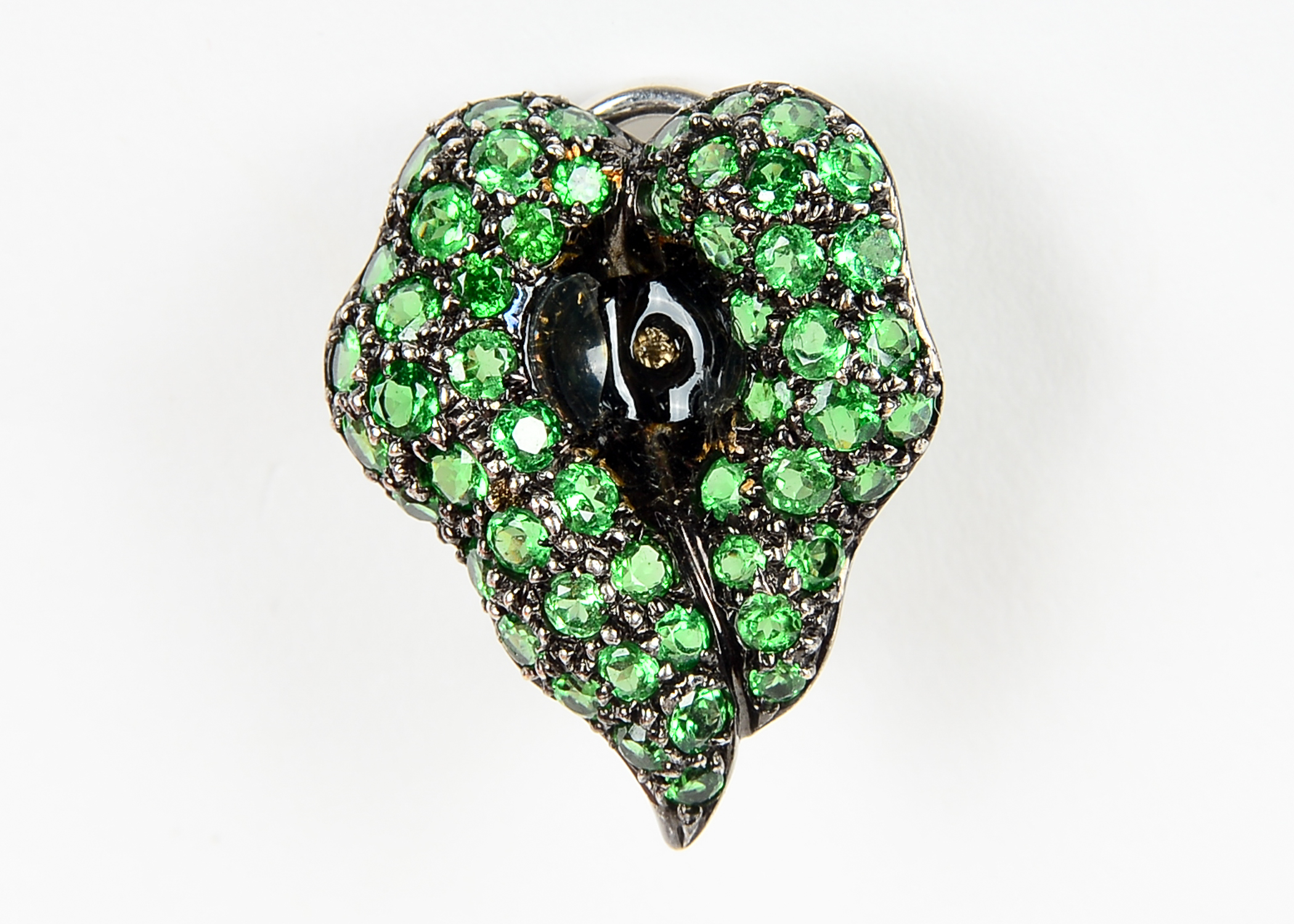 18k White Gold Garnet Earring Halos