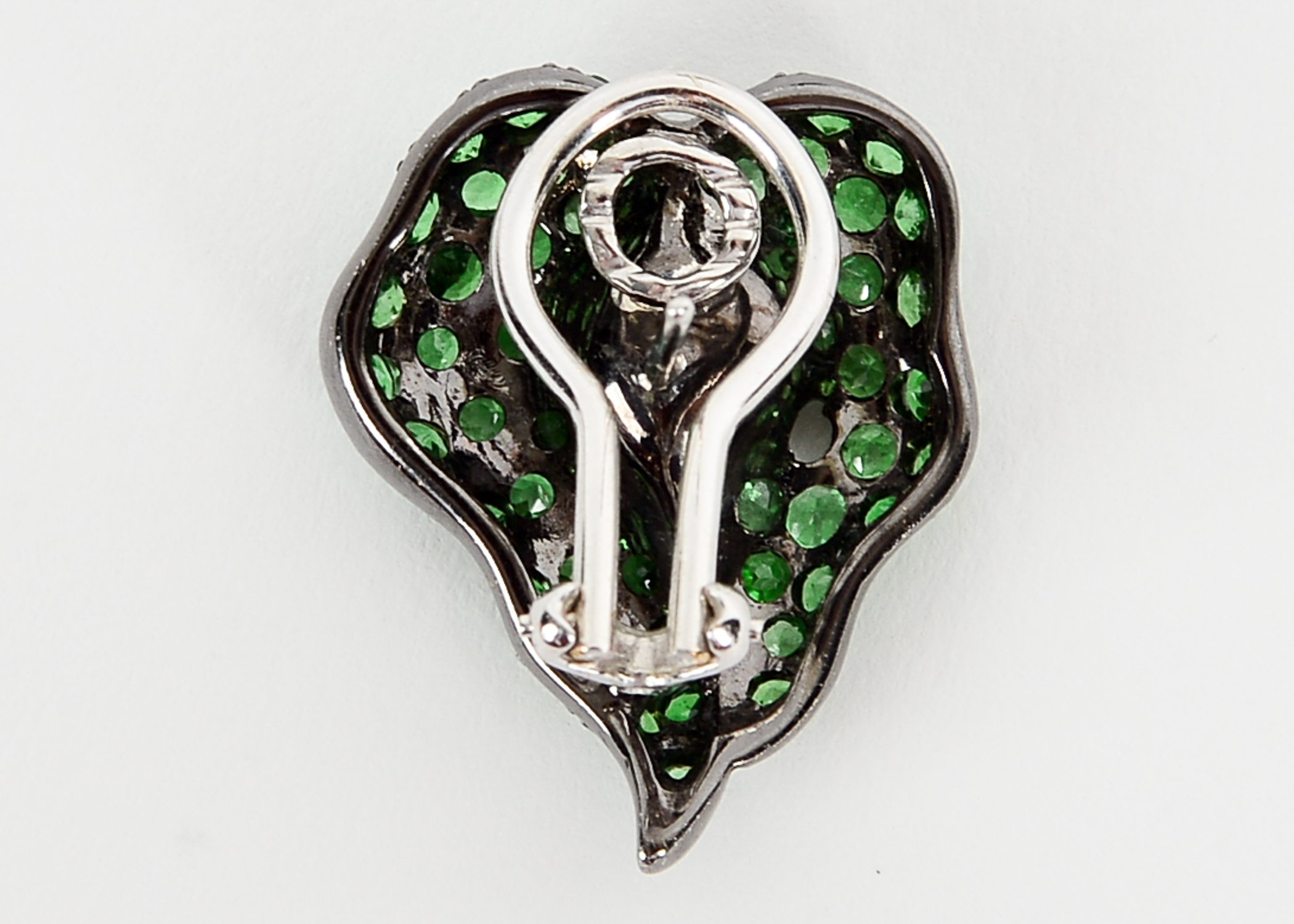 18k White Gold Garnet Earring Halos