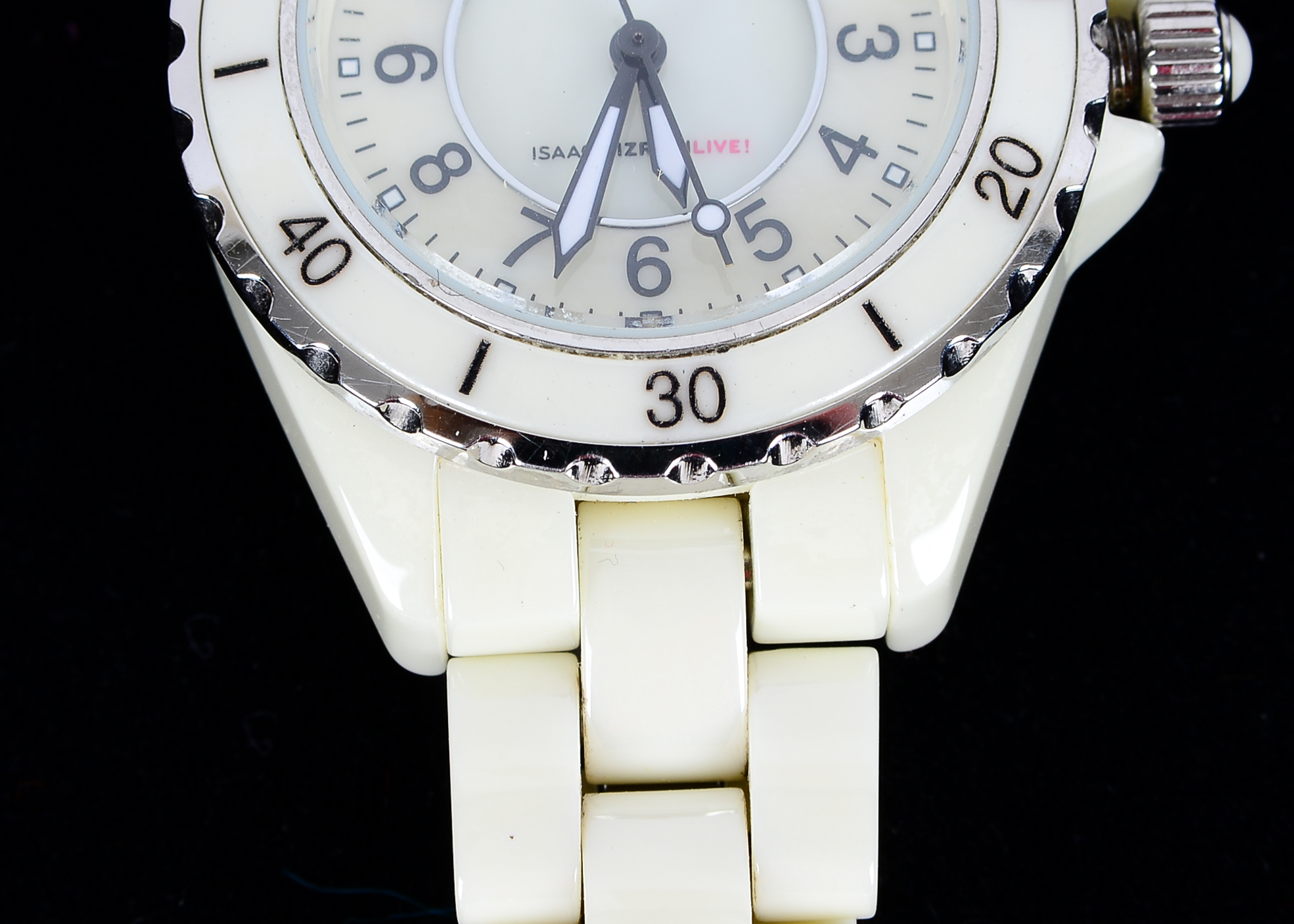 Isaac Mizrahi "Live!" Watch