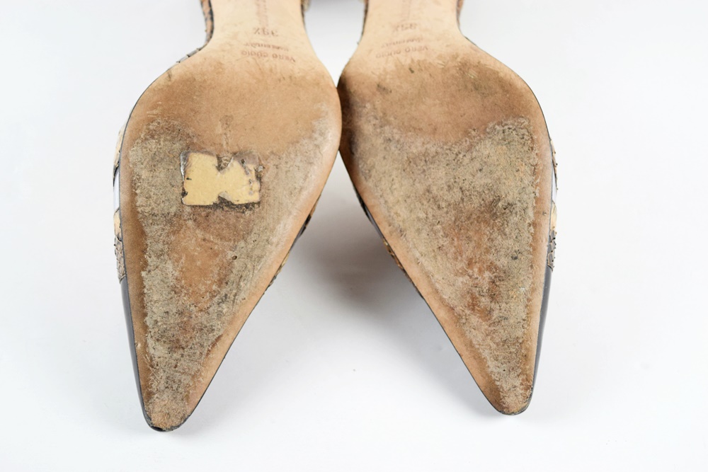 Manolo Blahnik Patent Leather Pumps with Snakeskin Embellishment, Size 39.5