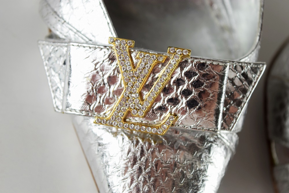 Louis Vuitton Silver Metallic Slingback Heels, Size 39