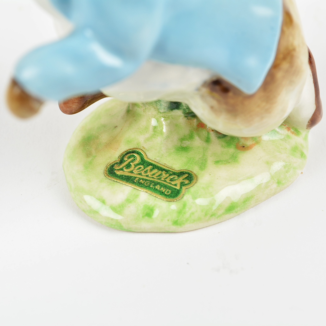 Vintage "Peter Rabbit" Beswick England Porcelain Figurine