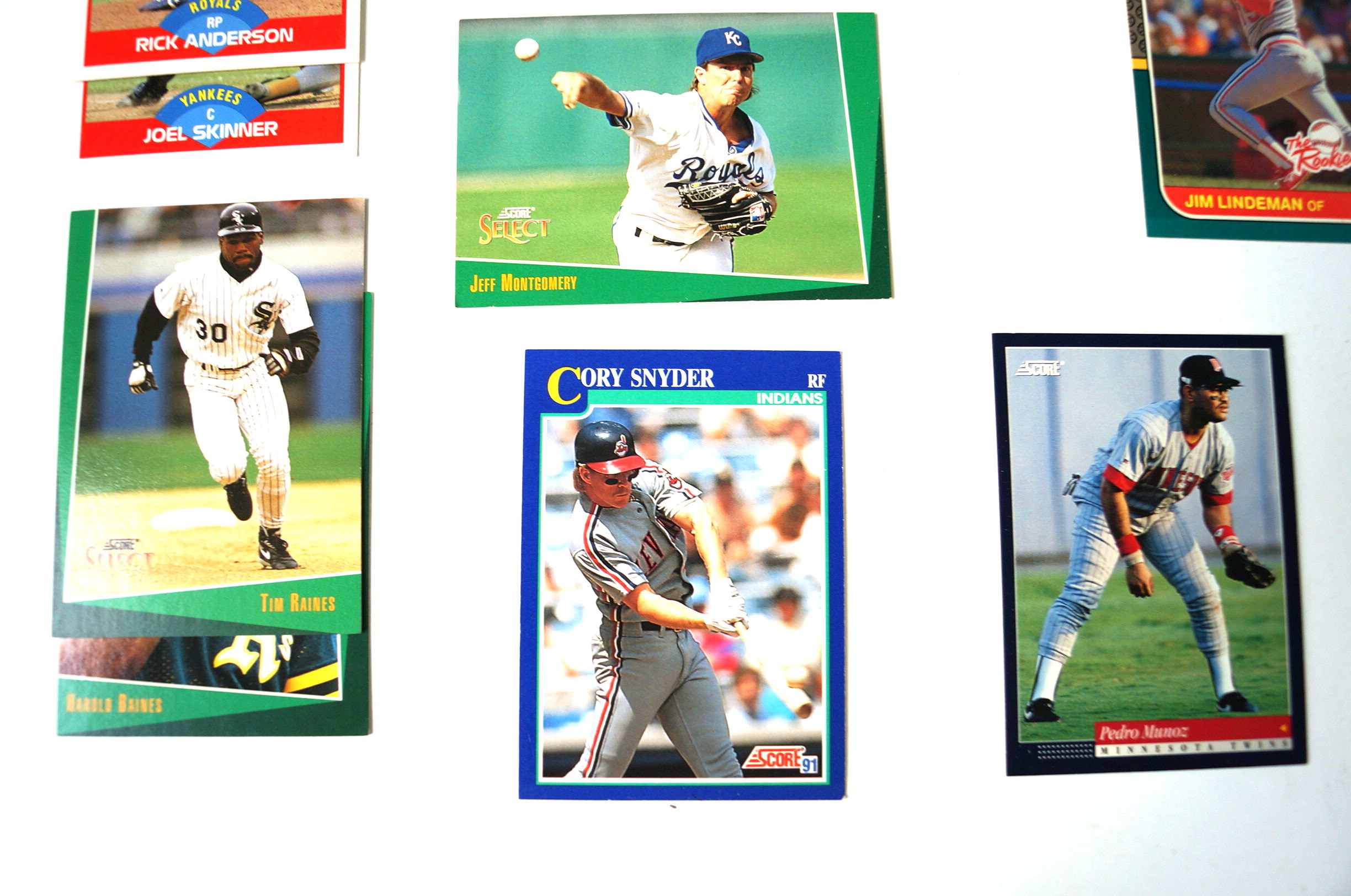 Assortment of Vintage Baseball Cards