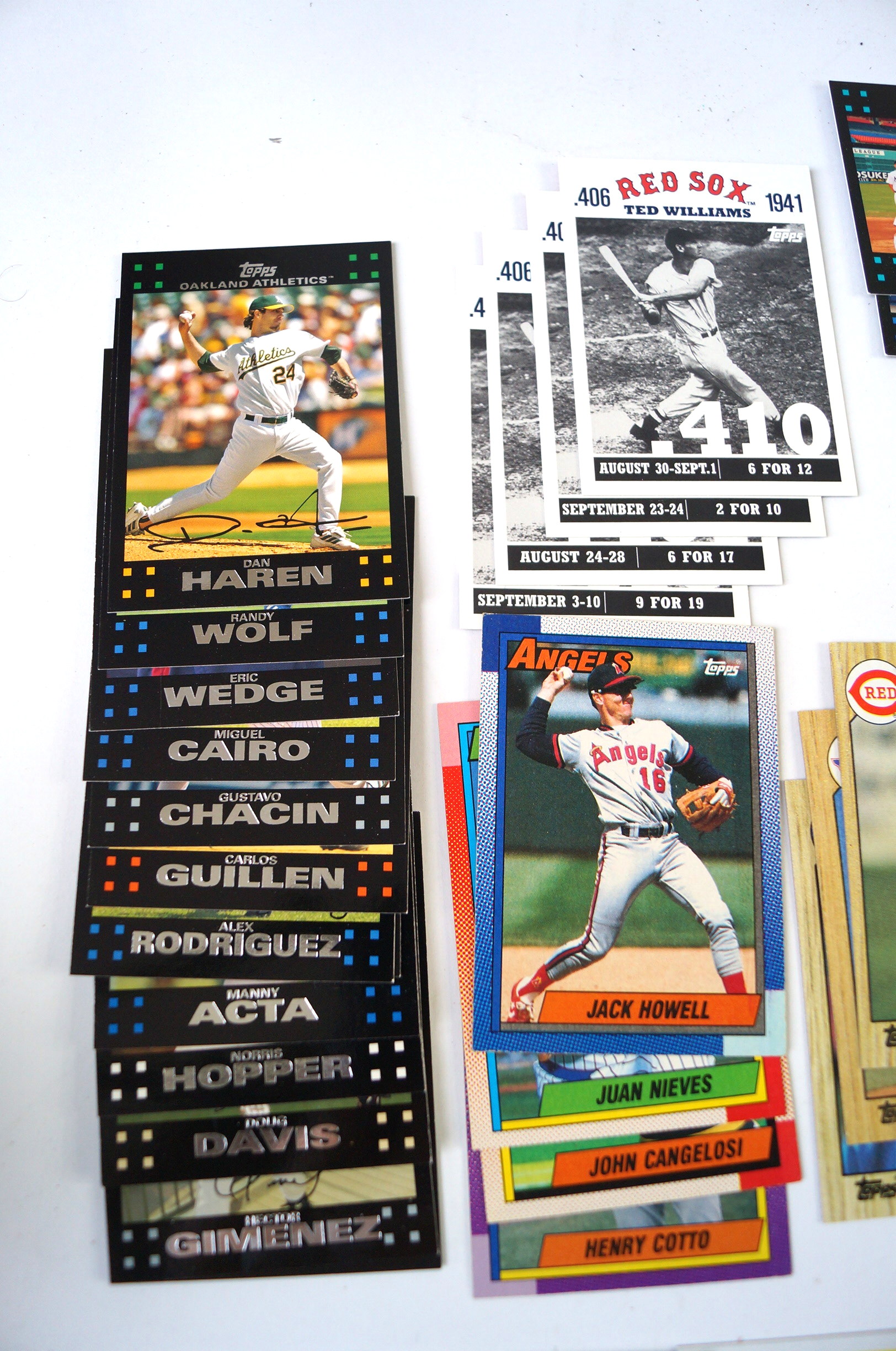 Assortment of Vintage Topps Baseball Cards