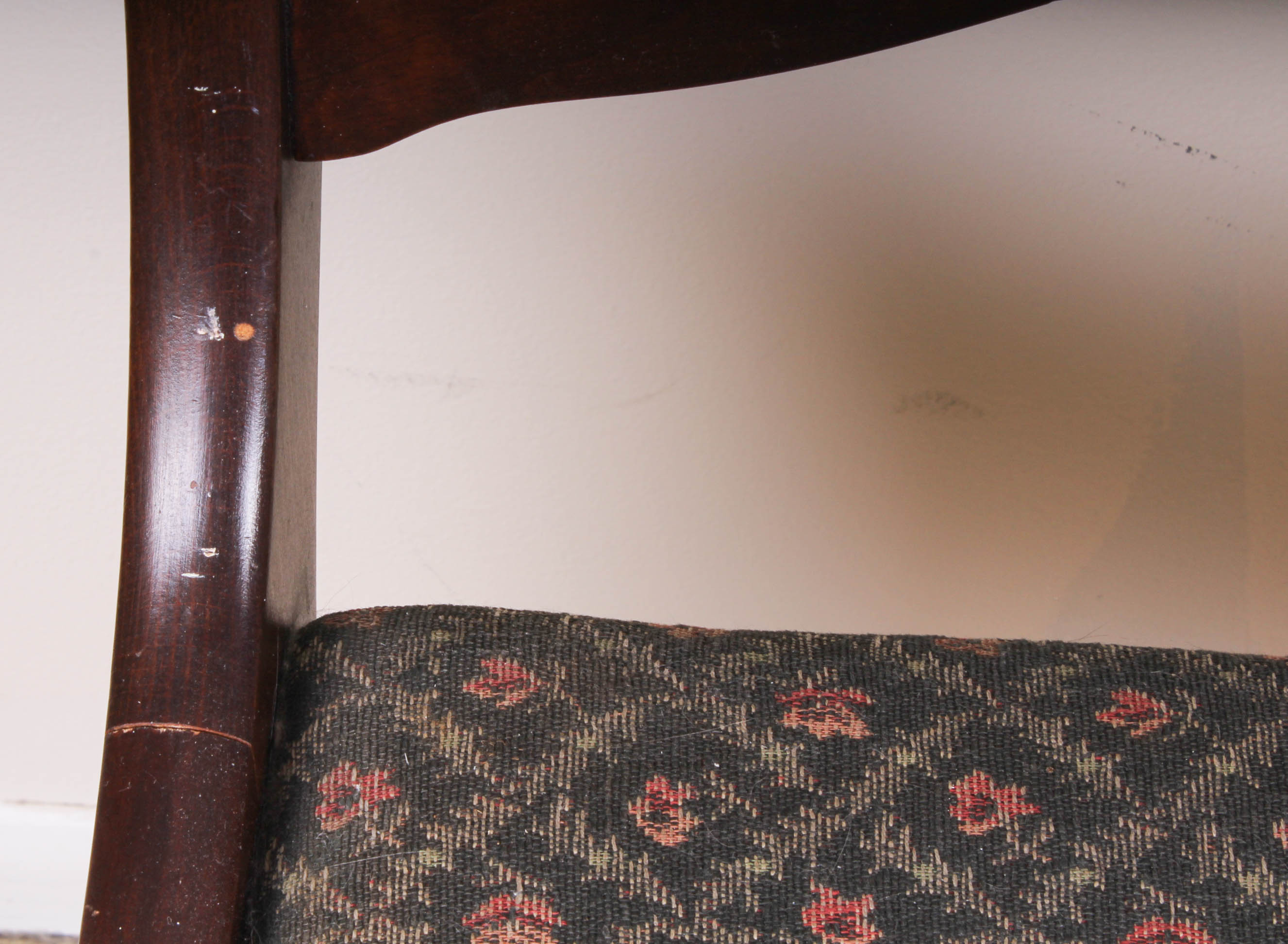 Vintage Mahogany 'Gossip Bench' Telephone Table