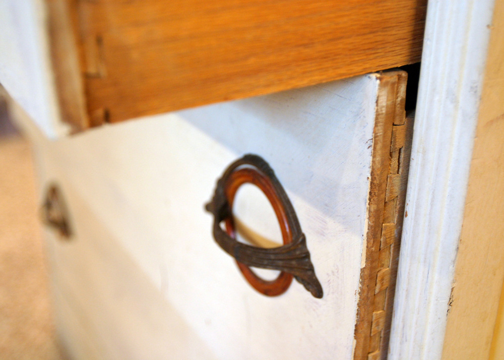 Art Deco Chest of Drawers