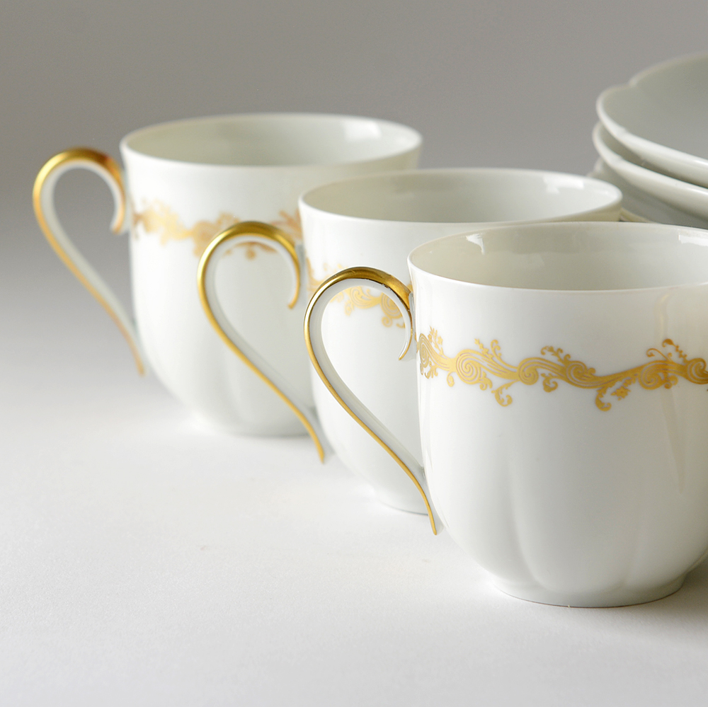 French Limoges Porcelain 'Liore' Set for 8 by Block