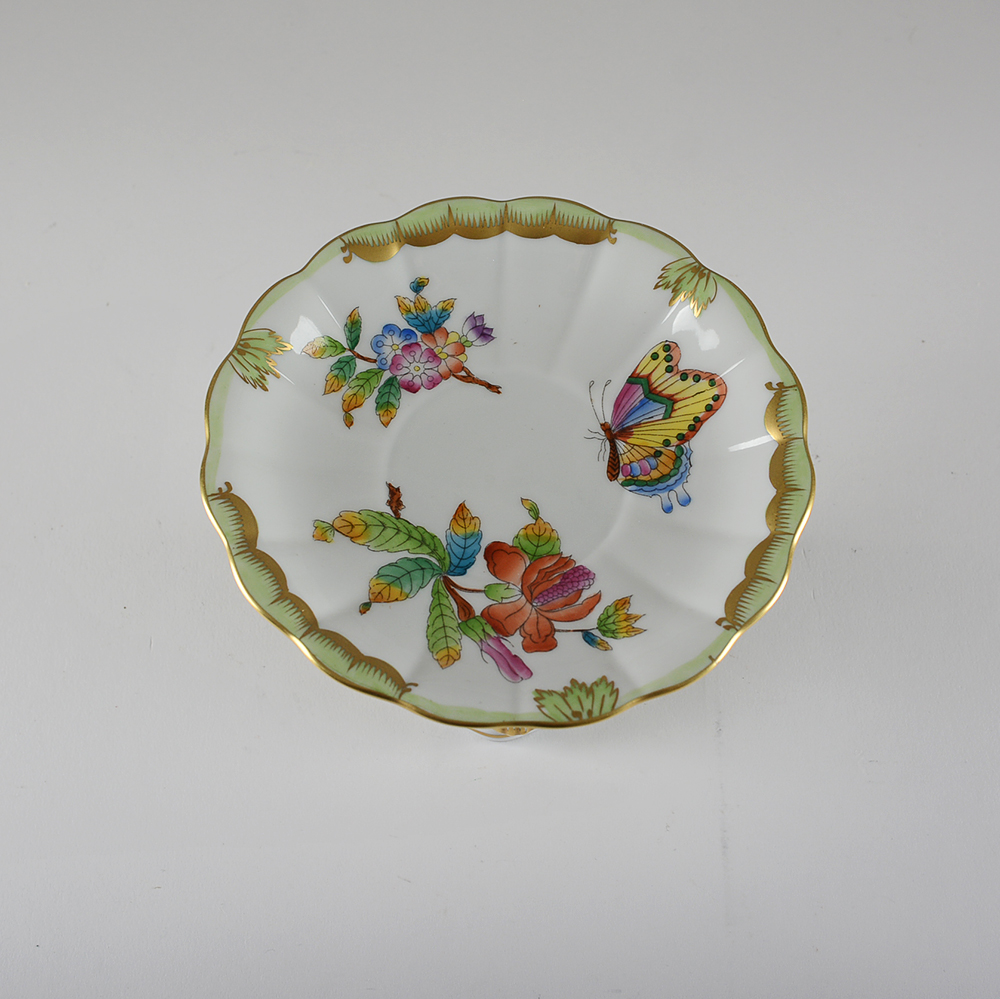 Herend Hungary 'Queen Victoria' Compote With Koi Fish Pedestal