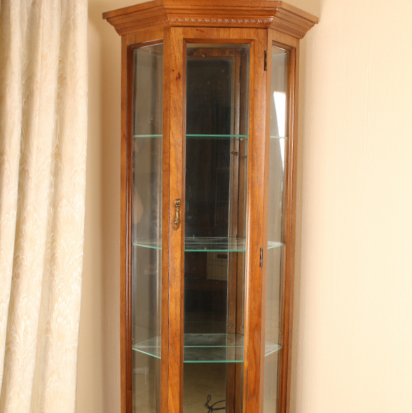 Lighted Corner Display Cabinet