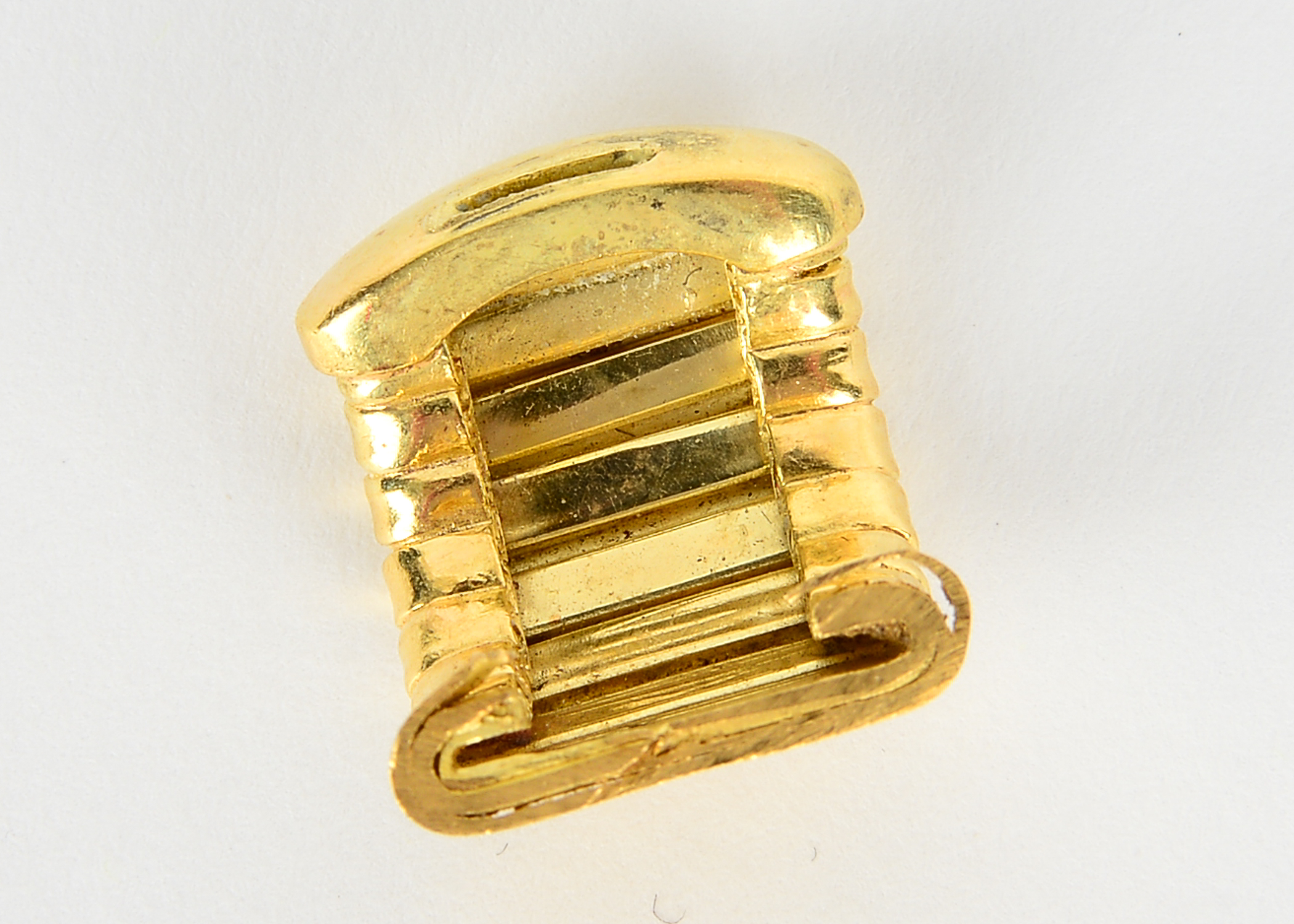 18k Yellow Gold Earrings and Scrap Gold Pieces