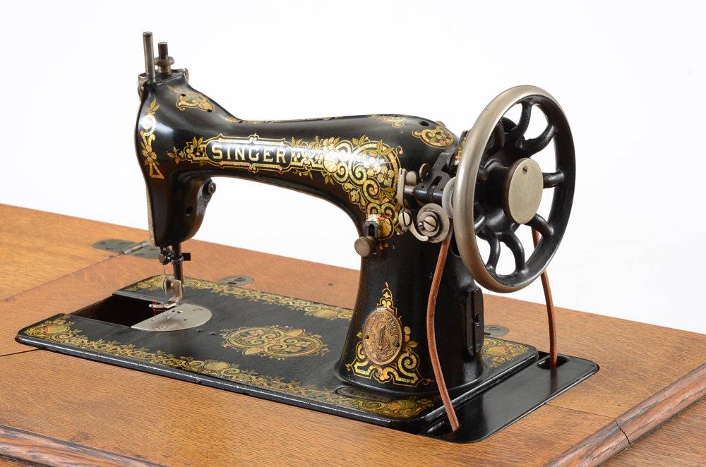 Singer Oak and Cast Iron Sewing Machine