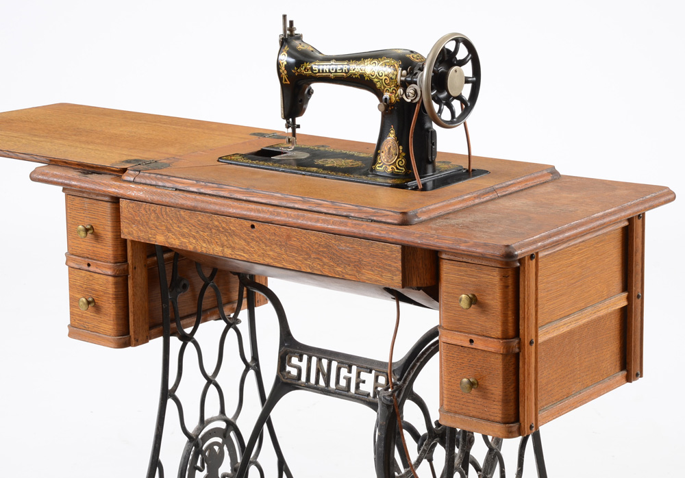 Singer Oak and Cast Iron Sewing Machine