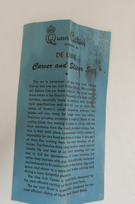 Vintage Queen Cutlery Deluxe Carver and Slicer Set