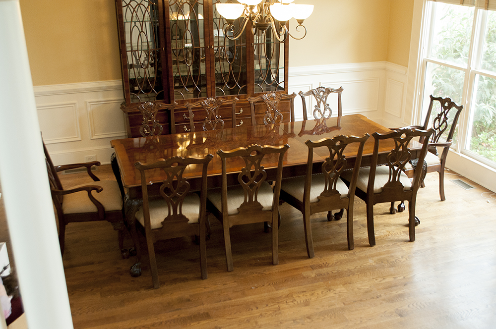 Henredon Rittenhouse Square Collection Dining Table with Matching Dining Chairs