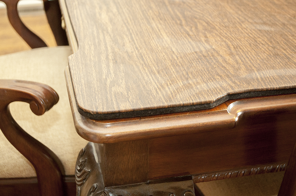 Henredon Rittenhouse Square Collection Dining Table with Matching Dining Chairs