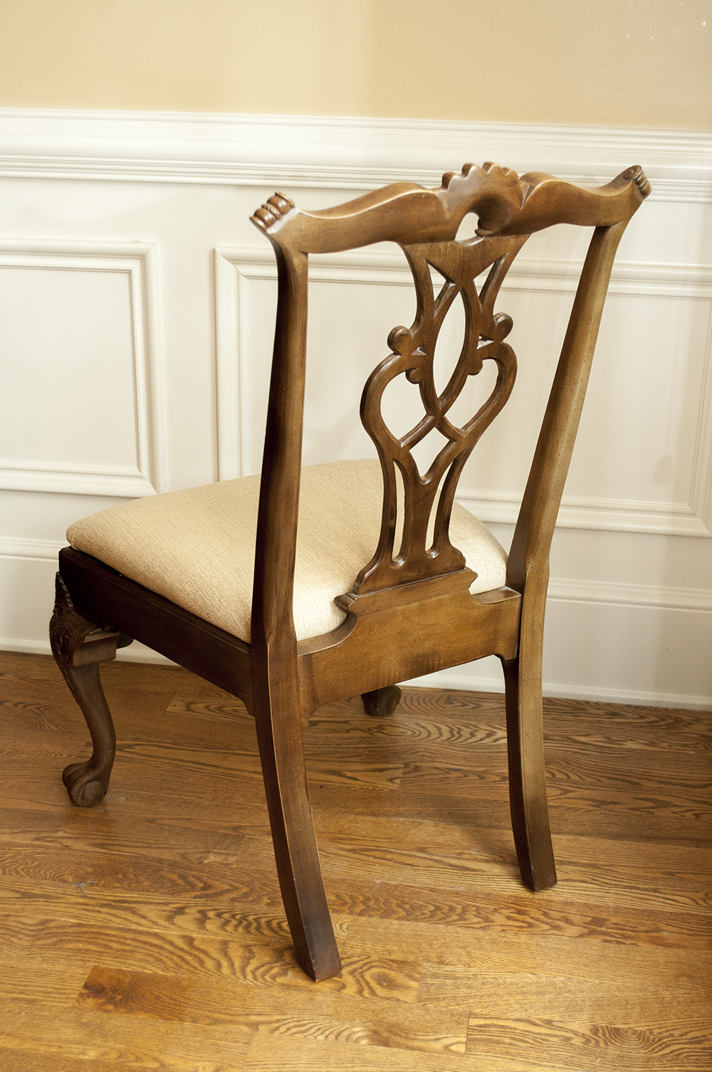 Henredon Rittenhouse Square Collection Dining Table with Matching Dining Chairs