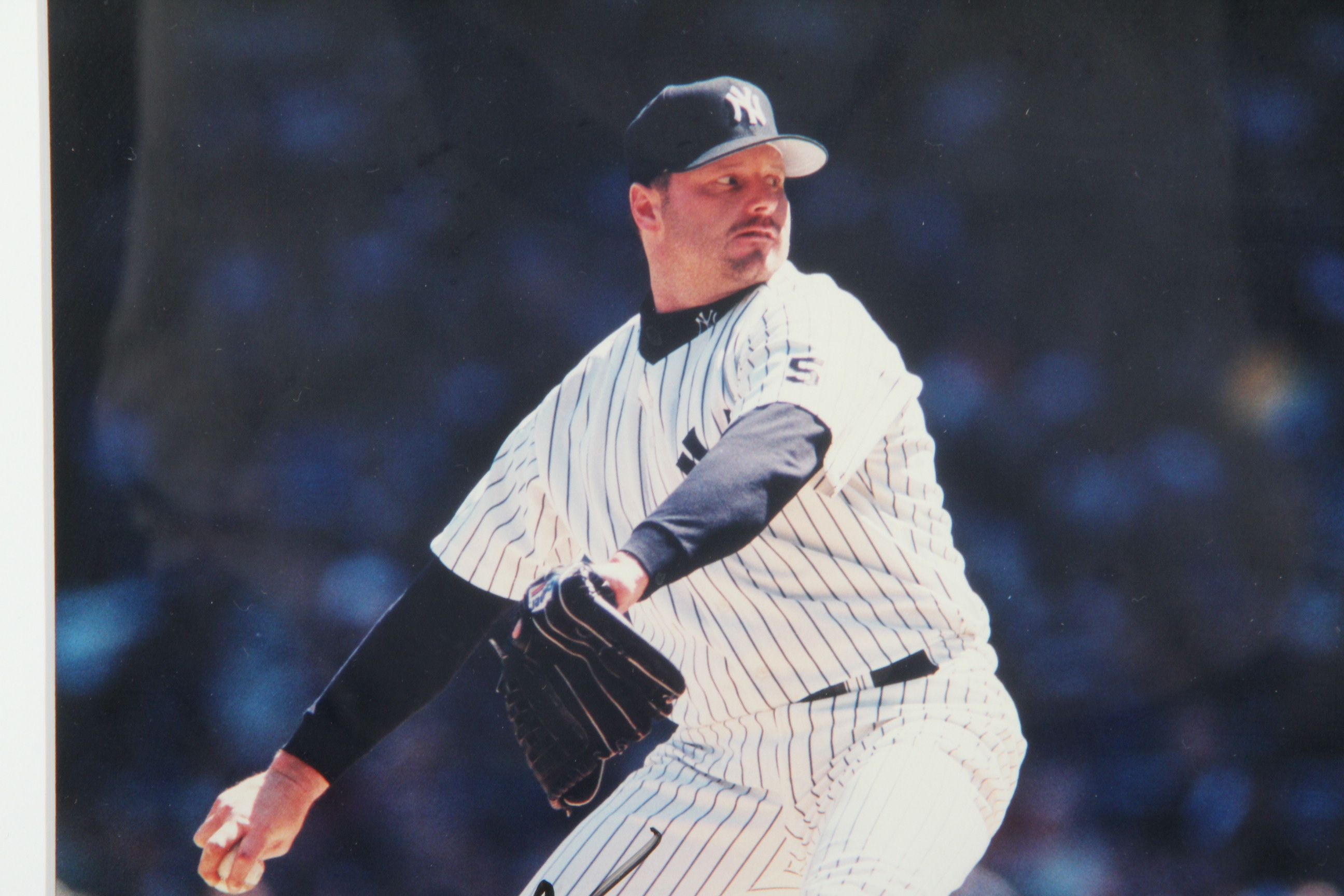 Roger Clemens Autographed Photo and Golf Score Card