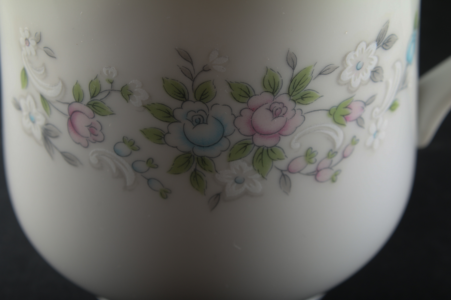 Carlton Corsage China Set